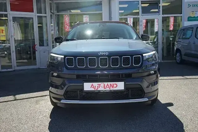 Käytetty Jeep Compass Altitude 131 HP (96 kW) 2023 Sininen Katumaasturi