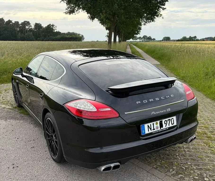 Gebraucht Porsche Panamera 4S 400 PS (294 kW) 2011 Schwarz Limousine