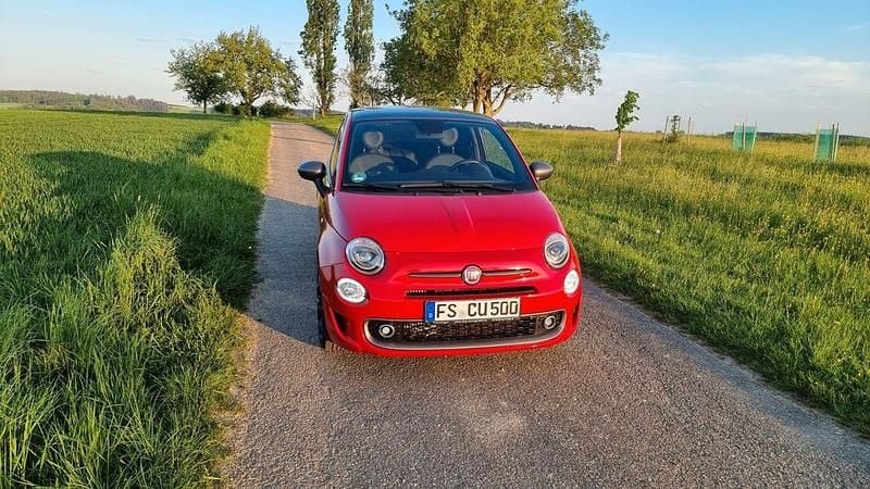 Rot Gebraucht 2018 Fiat 500 S Kleinwagen | 9.900 € (Fairer Preis) - Bild 1/4