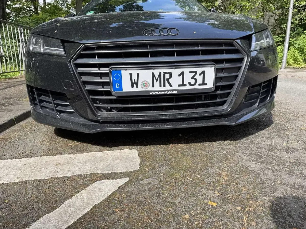 Gebraucht Audi TT Roadster Ambiente 184 PS (135 kW) 2015 Schwarz Cabrio
