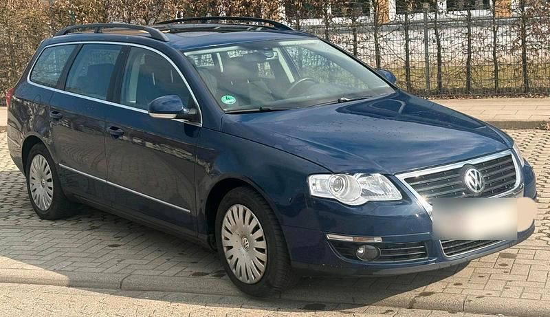 Gebraucht VW Passat 115 PS (84 kW) 2006 Blau Kombi