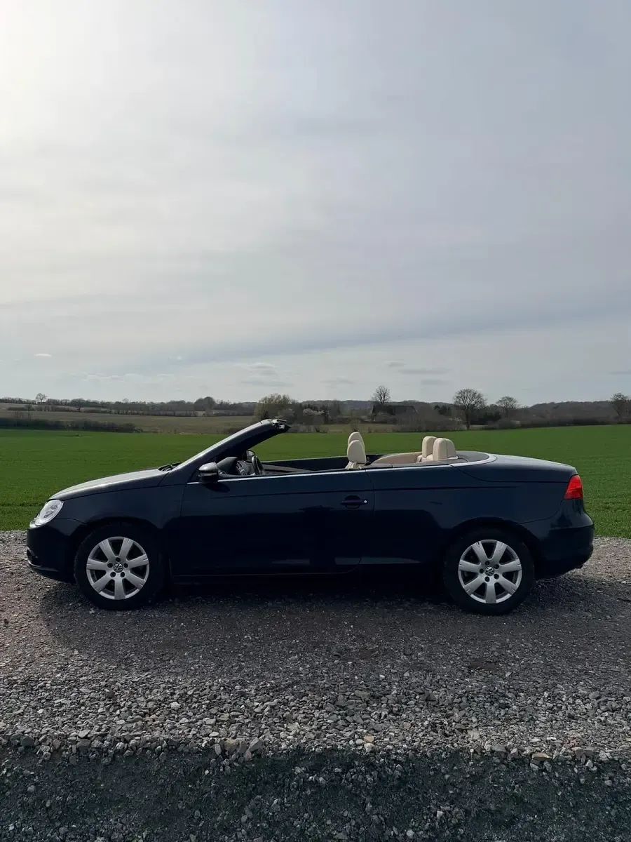 Gebraucht VW Eos 200 PS (147 kW) 2009 Blau Cabrio