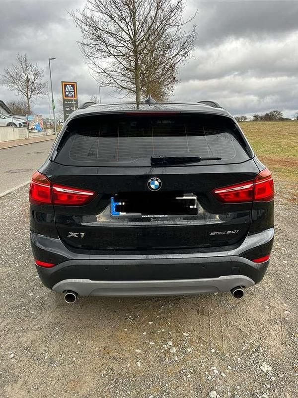 Gebraucht BMW X1 Advantage 192 PS (141 kW) 2018 Schwarz SUV