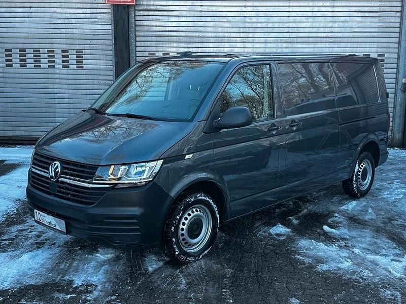 Gebraucht VW Transporter 150 PS (110 kW) 2020 Grau Van