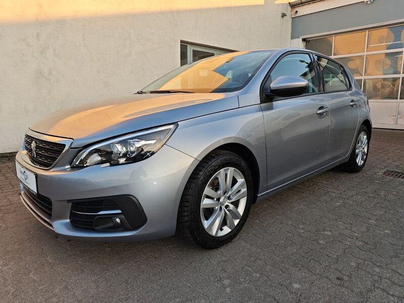 Grau Gebraucht 2021 Peugeot 308 Active Limousine | 12.990 € (Guter Preis) - Bild 1/4