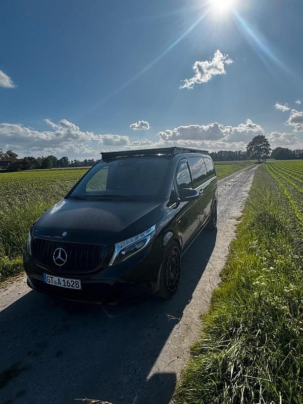 Gebraucht Mercedes V220 Avantgarde 163 PS (119 kW) 2015 Schwarz Van / Kleinbus