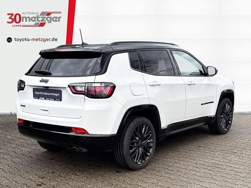 Gebraucht Jeep Compass 80th Anniversary 241 PS (177 kW) 2021 Weiss SUV