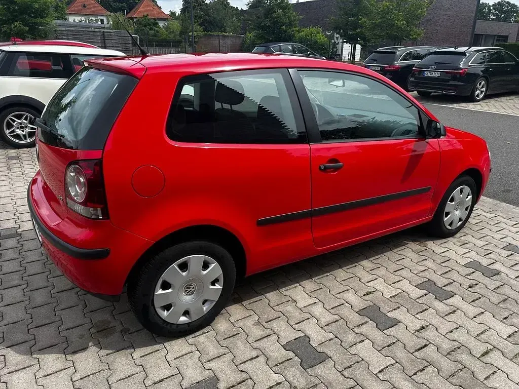 Gebraucht VW Polo Trendline 64 PS (47 kW) 2005 Rot Kleinwagen