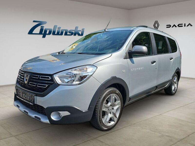 Silber Gebraucht 2020 Dacia Lodgy Stepway Van / Kleinbus | 15.290 € (Fairer Preis) - Bild 1/4