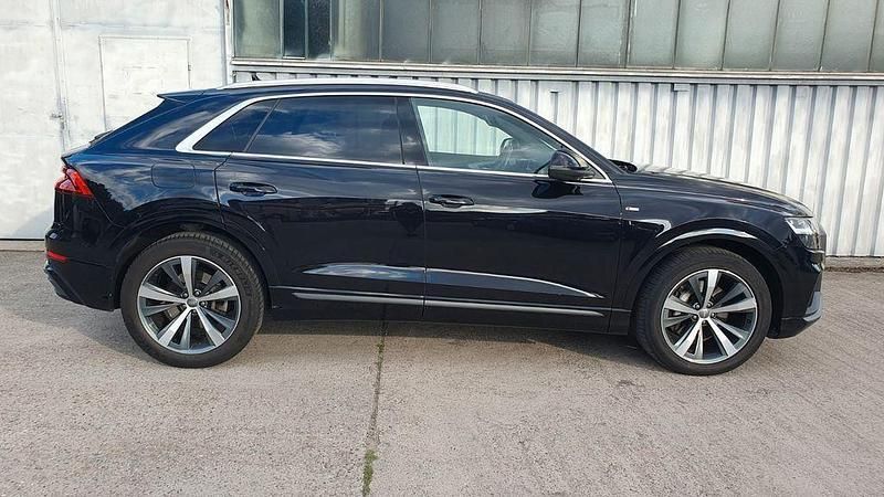 Gebraucht Audi Q8 S-Line 286 PS (210 kW) 2019 Schwarz SUV