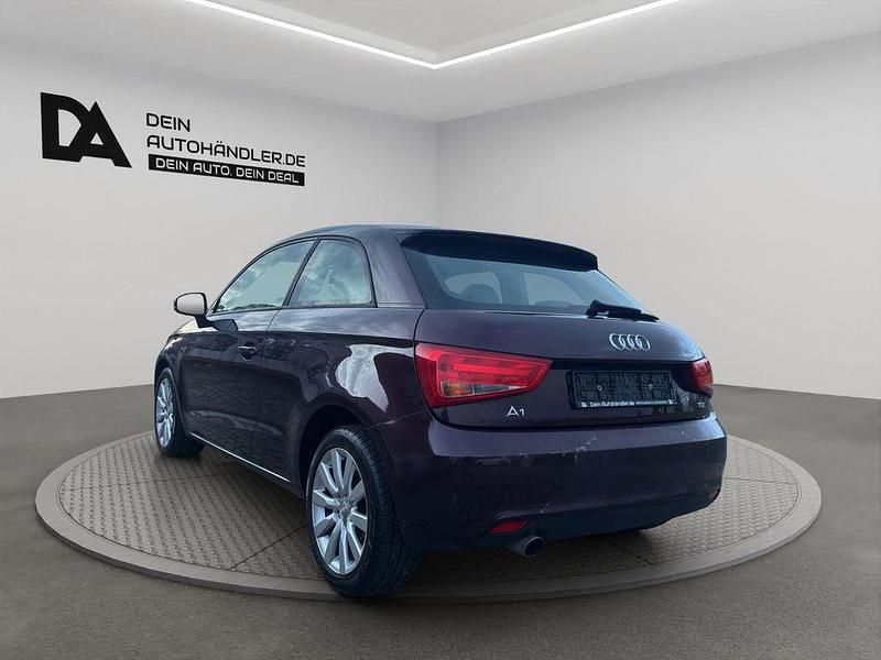 Gebraucht Audi A1 Ambition 105 PS (77 kW) 2011 Violett Kleinwagen
