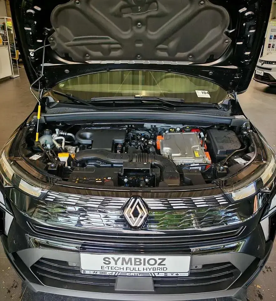 Używany Renault Symbioz Evolution 145 KM (106 kW) 2025 Czarny SUV