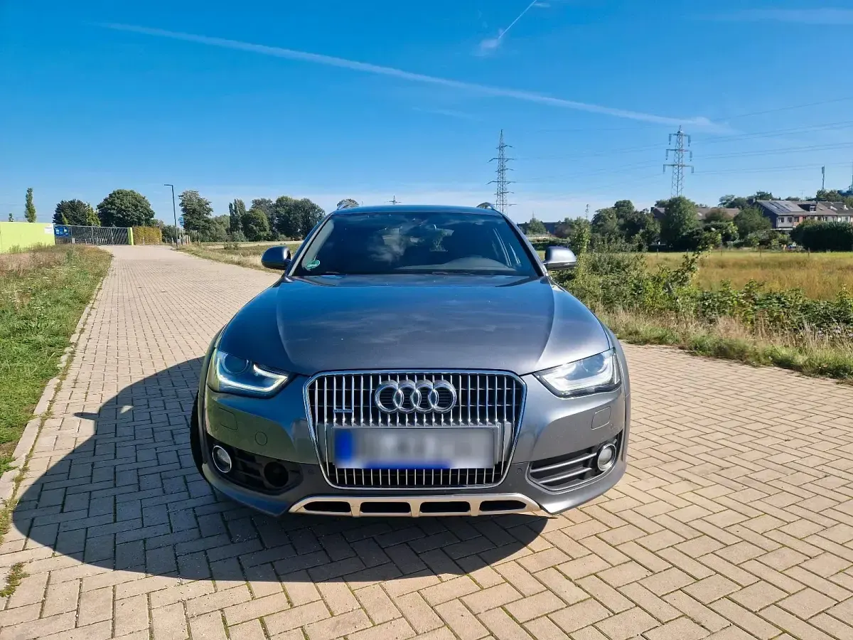 Gebraucht Audi A4 Allroad Sport 190 PS (139 kW) 2015 Grau Kombi