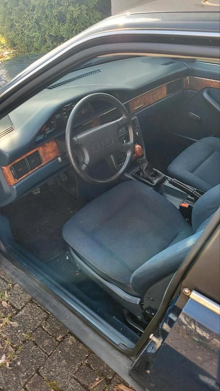 Gebraucht Audi 100 Basis 115 PS (84 kW) 1989 Blau Limousine