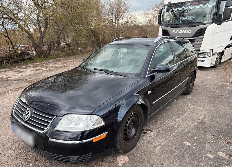Gebraucht VW Passat Highline 131 PS (96 kW) 2002 Blau Kombi