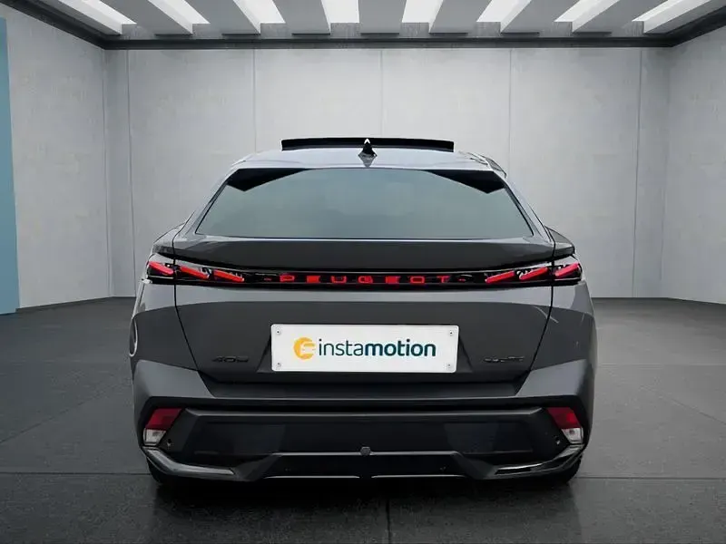 Neu Peugeot 408 GT 145 PS (106 kW) 2026 Grau SUV