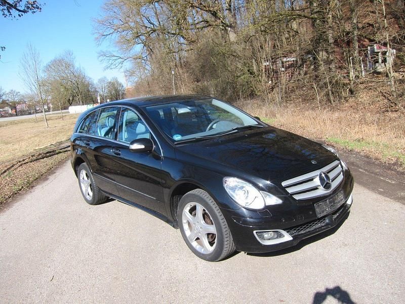 Gebraucht Mercedes R350 272 PS (200 kW) 2007 Schwarz Van / Kleinbus