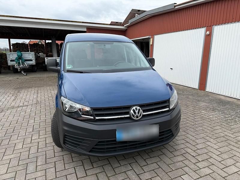 Gebraucht VW Caddy 101 PS (74 kW) 2015 Blau Van / Kleinbus