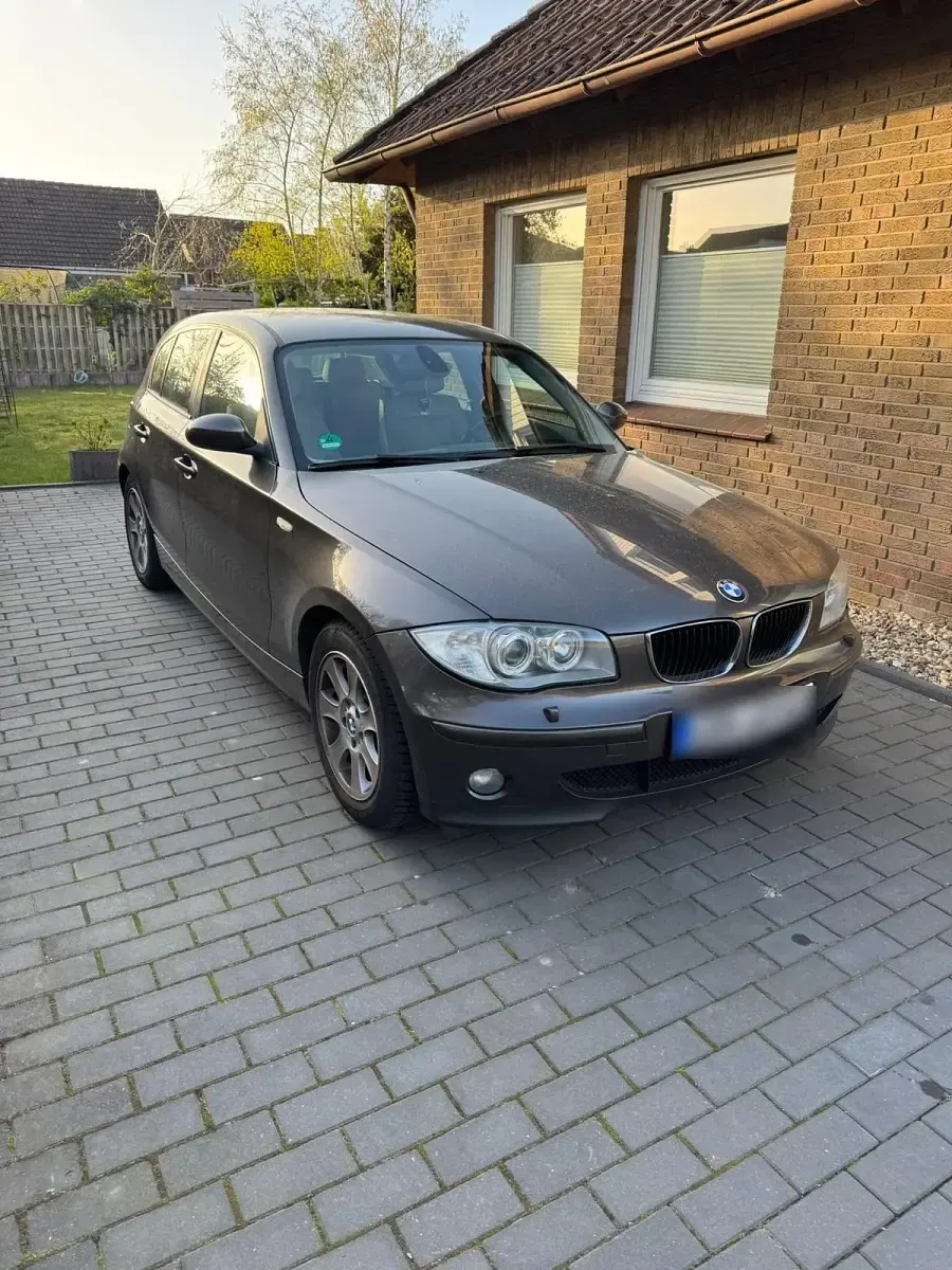 Gebraucht BMW 118 129 PS (94 kW) 2005 Grau Kleinwagen