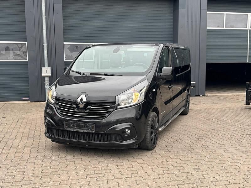 Gebraucht Renault Trafic 145 PS (106 kW) 2016 Schwarz Van / Kleinbus