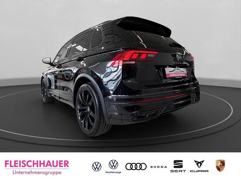 Gebraucht VW Tiguan Design 150 PS (110 kW) 2022 Schwarz SUV