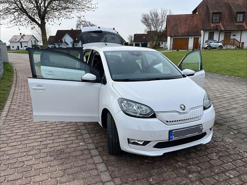 Gebraucht Skoda Citigo-e IV 61 kW (83 PS) 2020 Weiß Kleinwagen