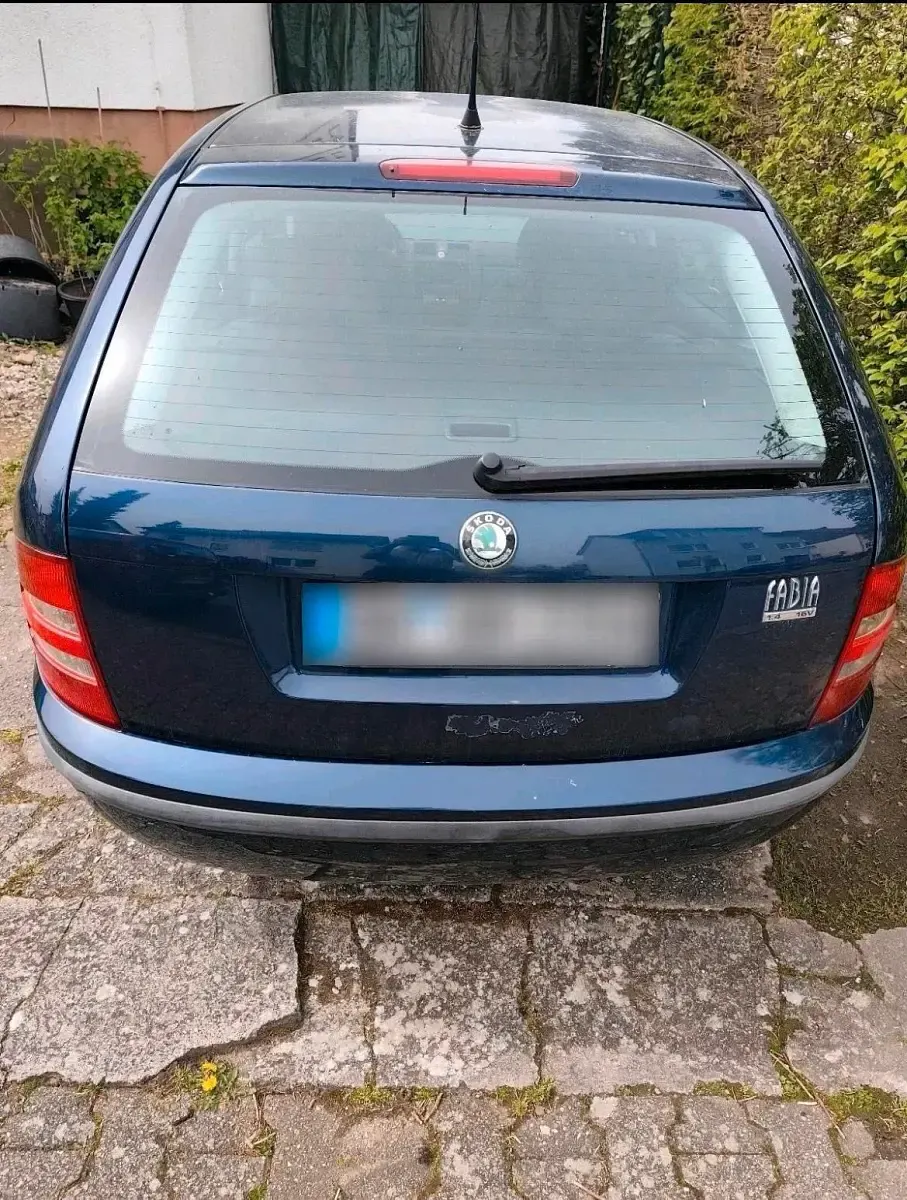 Second-hand Skoda Fabia 75 CP (55 kW) 2001 Albastru Break