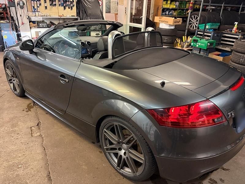 Gebraucht Audi TT Roadster S-Line 160 PS (117 kW) 2014 Grau Cabrio