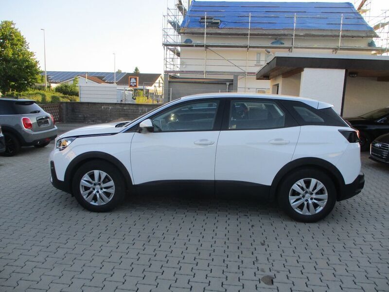 Weiß Gebraucht 2019 Peugeot 3008 SUV | 18.899 € (Fairer Preis) - Bild 1/4
