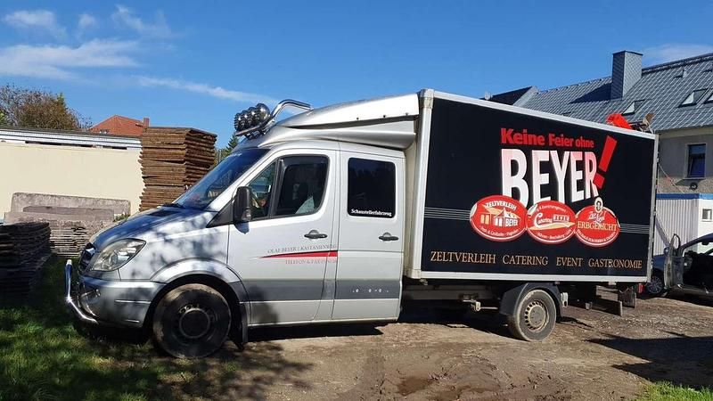 Gebraucht Mercedes Sprinter 184 PS (135 kW) 2008 Grau Van