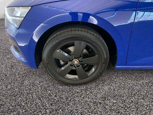 Gebraucht Skoda Scala Cool Plus 110 PS (80 kW) 2023 Energy blau Kleinwagen