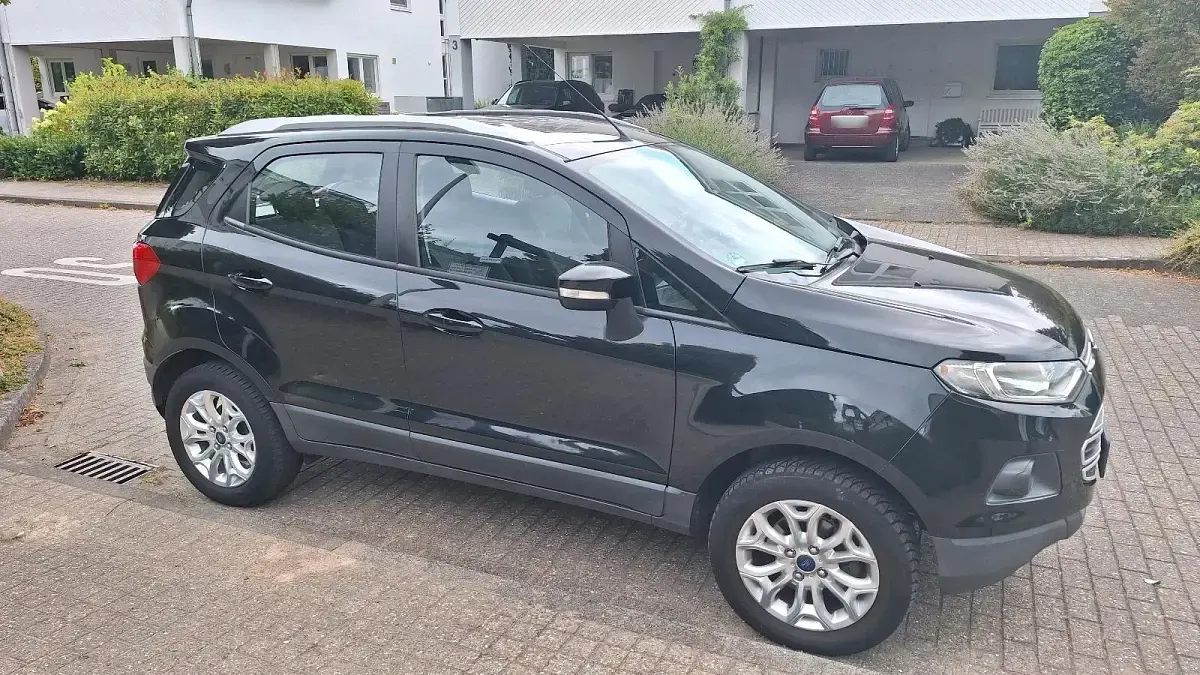 Gebraucht Ford Ecosport Trend 125 PS (91 kW) 2015 Schwarz SUV