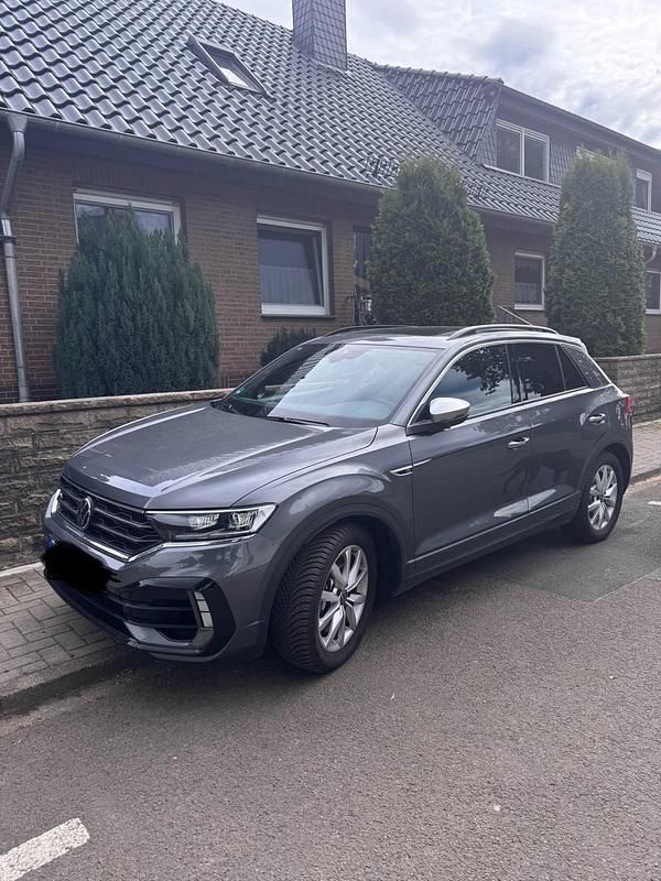Grau Gebraucht 2021 VW T-Roc R SUV | 29.999 € (Fairer Preis) - Bild 1/4