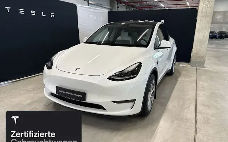 Gebraucht Tesla Model Y 273 kW (372 PS) 2023 Weiß SUV