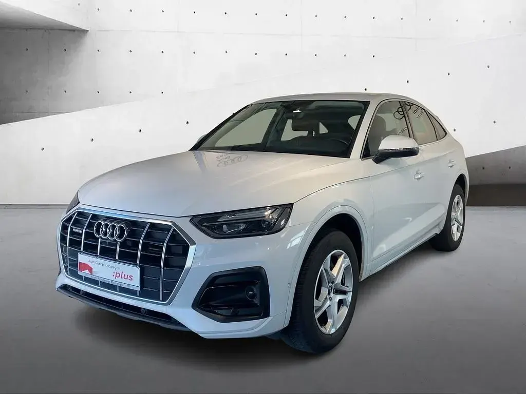 Gebraucht Audi Q5 Sportback Performance 204 PS (150 kW) 2023 Gletscherweiß metallic SUV