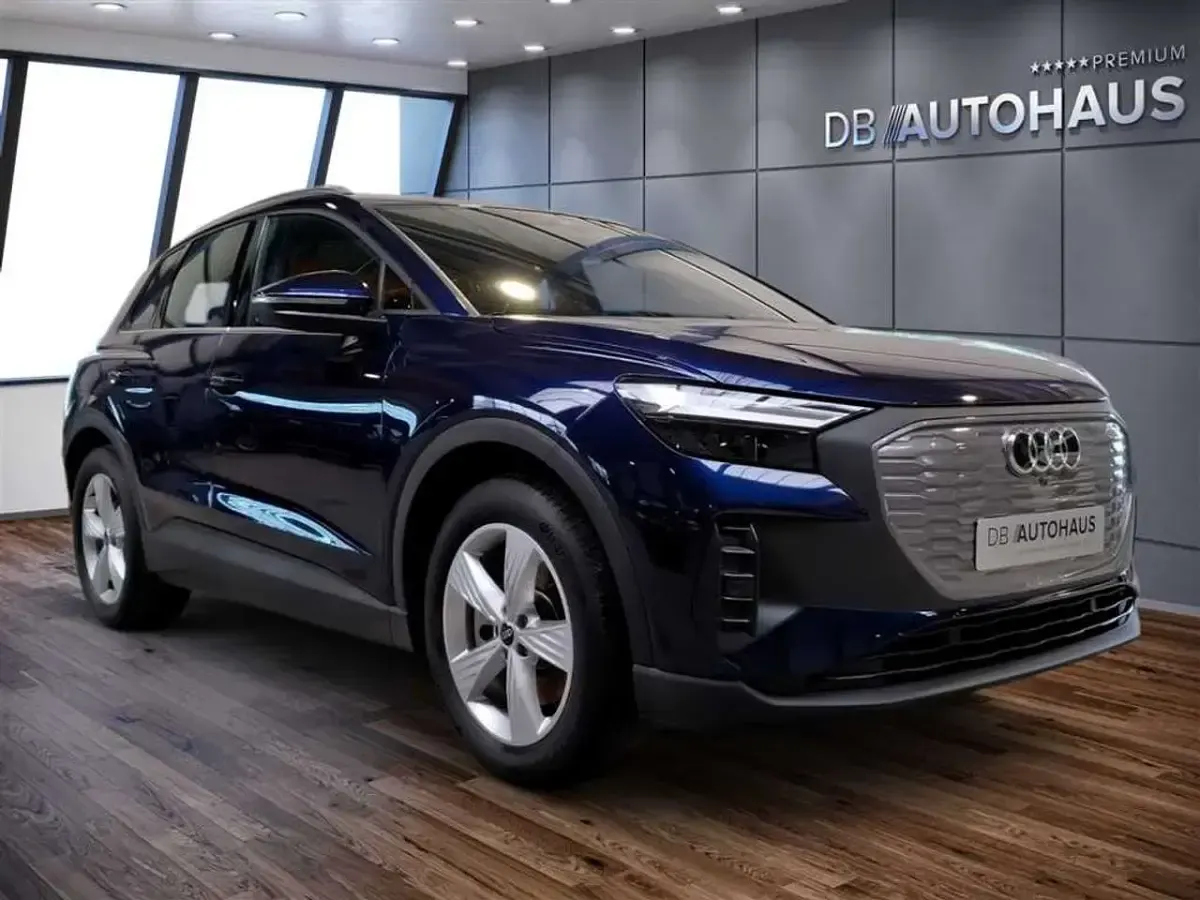 Gebraucht Audi Q4 e-tron Advanced 210 kW (286 PS) 2024 Blau SUV