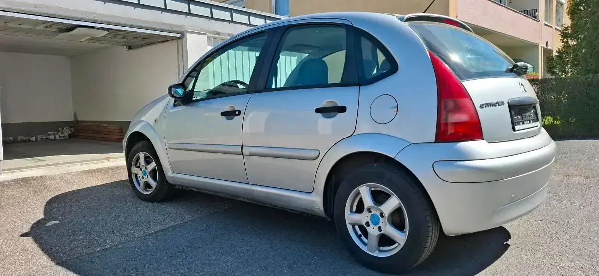 Used Citroën C3 44 HP (32 kW) 2005 Silver Hatchback