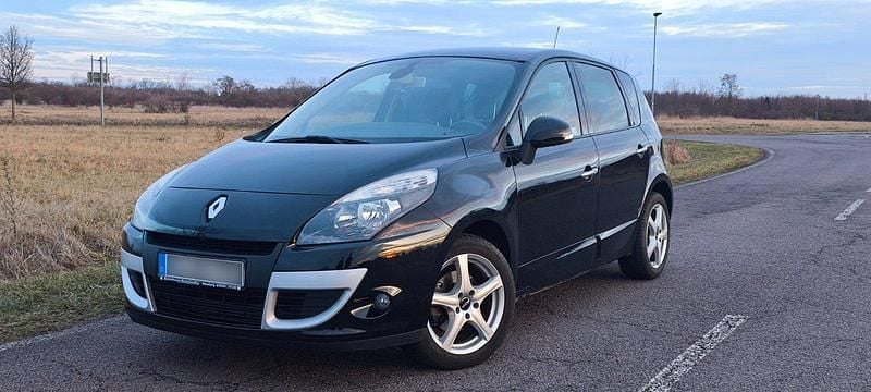 Gebraucht Renault Scénic III Dynamique 131 PS (96 kW) 2011 Schwarz Van / Kleinbus