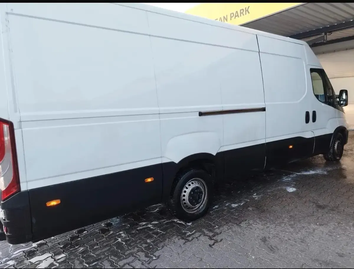 Gebraucht Iveco Daily 136 PS (100 kW) 2021 Weiß