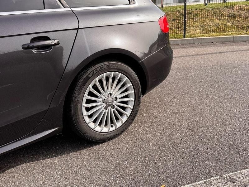 Gebraucht Audi A4 S-Line 190 PS (139 kW) 2011 Grau Kombi