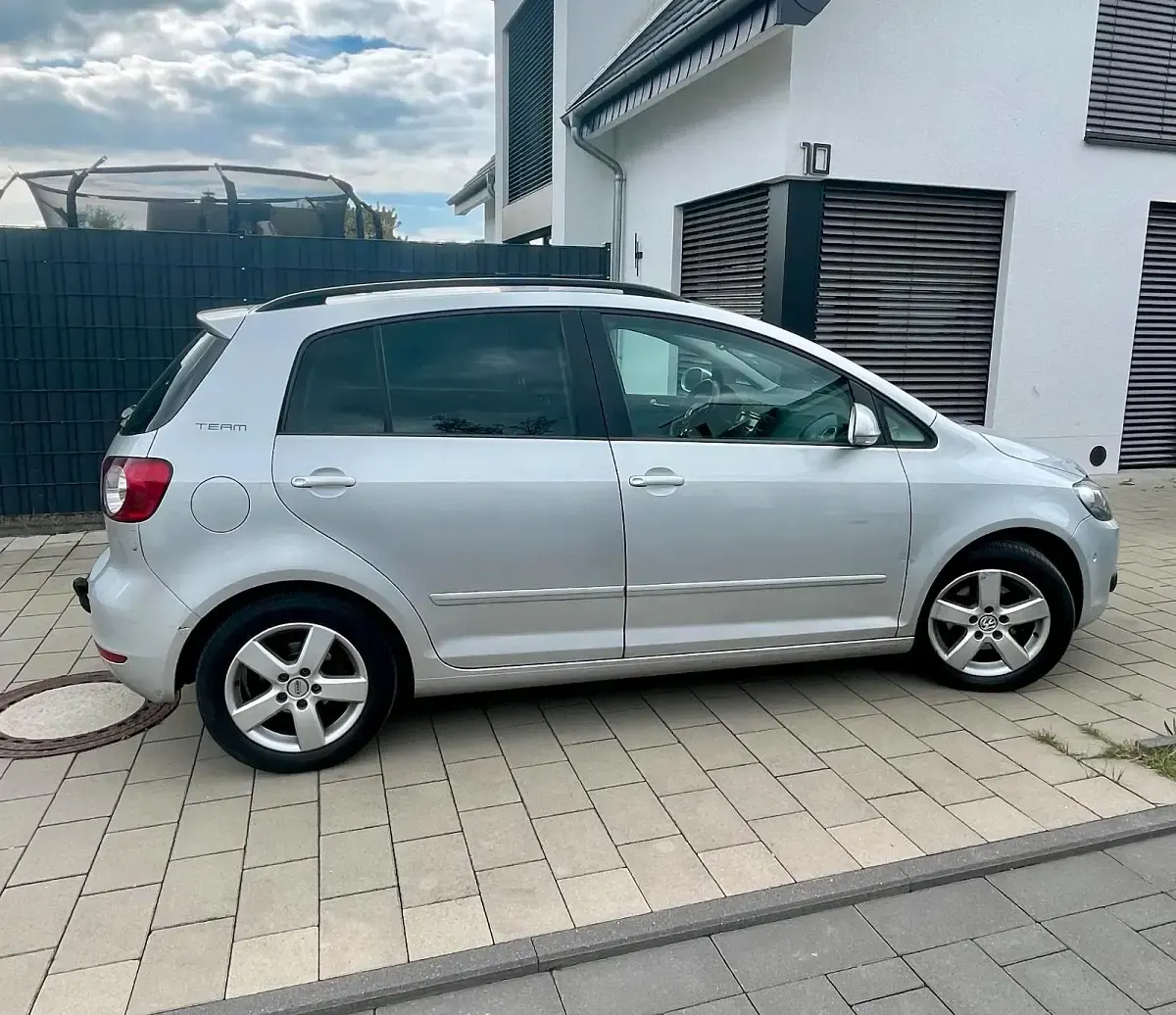 Gebraucht VW Golf VI 85 PS (62 kW) 2010 Silber Kleinwagen