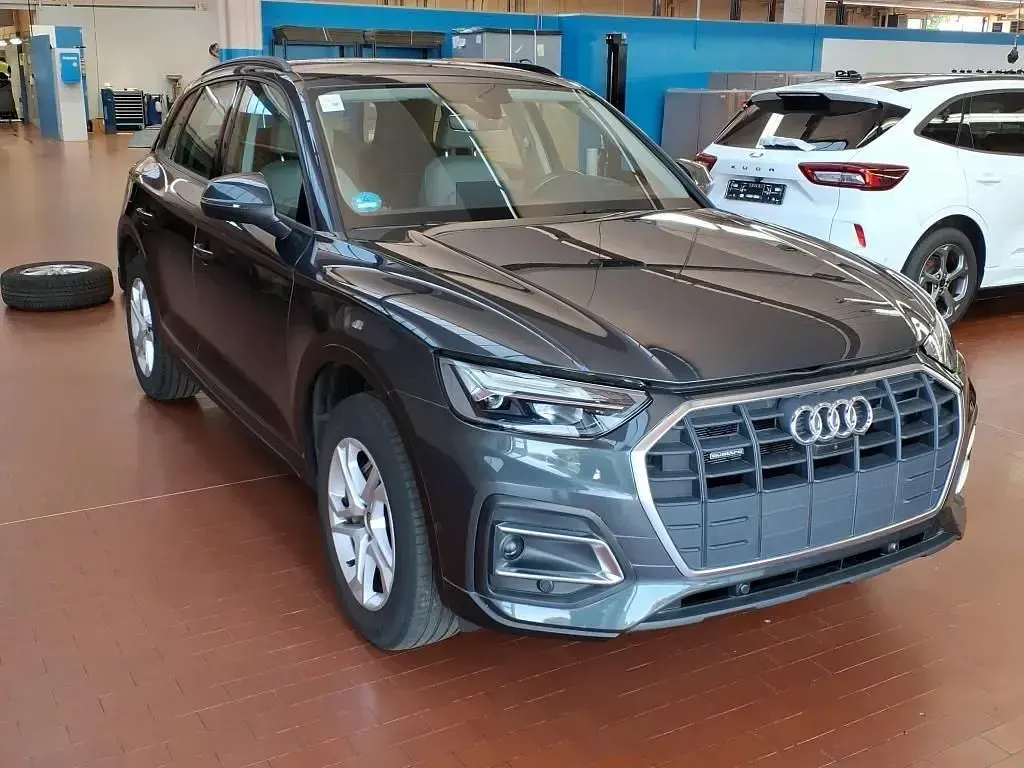 Gebraucht Audi Q5 265 PS (194 kW) 2023 Manhattangrau metallic SUV