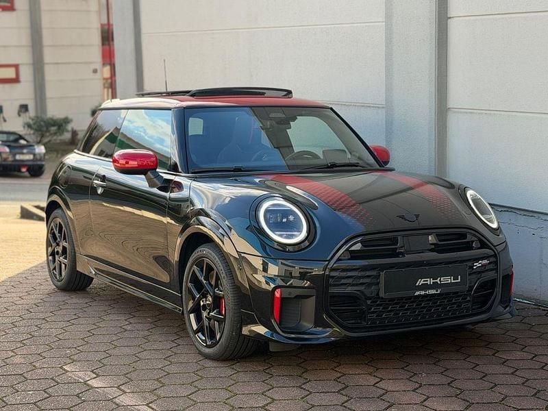 Gebraucht Mini Cooper 169 kW (231 PS) 2025 Schwarz Kleinwagen