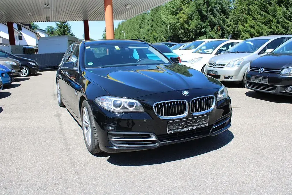 Gebraucht BMW 520 Performance 190 PS (139 kW) 2016 Schwarz ii Kombi