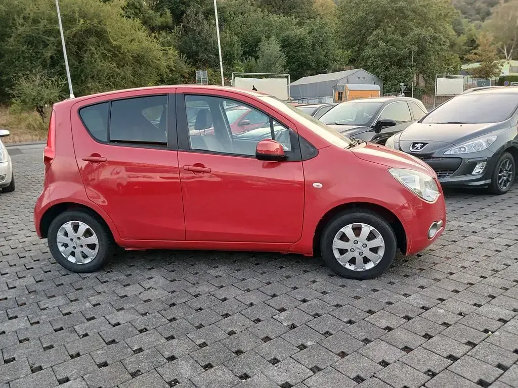 Gebraucht Opel Agila Edition 86 PS (63 kW) 2009 Rot Kleinwagen