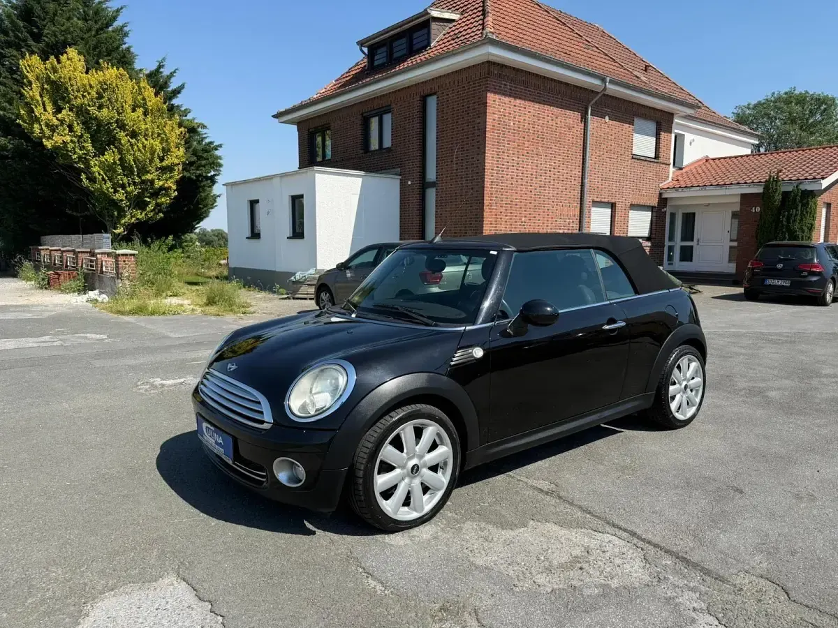 Gebraucht Mini Cooper Cabriolet 120 PS (88 kW) 2010 Schwarz Cabrio