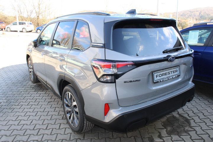 Neu Subaru Forester Platinum 136 PS (100 kW) 2025 River rock pearl SUV