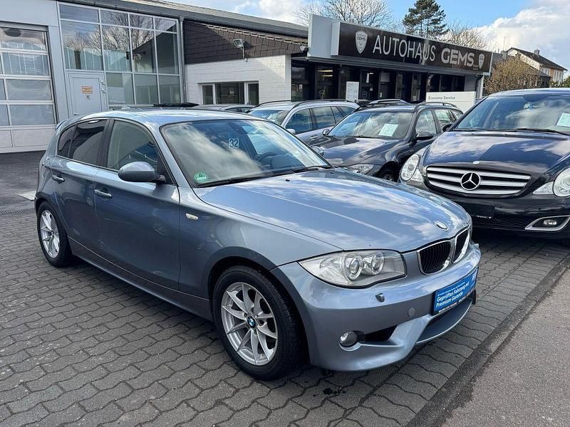 Grau Gebraucht 2004 BMW 120 M Sport Kleinwagen | 5.990 € (Teuer) - Bild 1/4