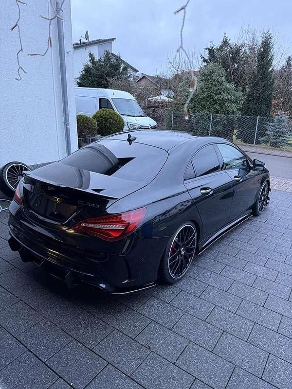 Gebraucht Mercedes CLA45 AMG AMG 381 PS (280 kW) 2017 Schwarz Coupé