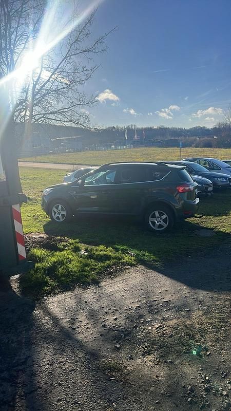 Gebraucht Ford Kuga 146 PS (107 kW) 2010 Grün SUV